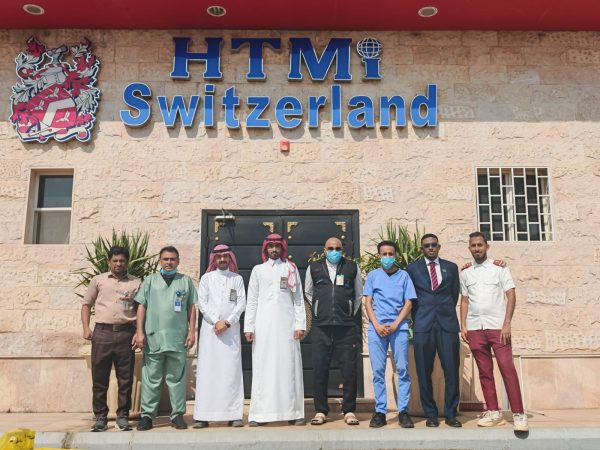 A glimpse of the seasonal influenza vaccination campaign at HTMi Jazan, with the participation of a medical team from the Ministry of Health (3)