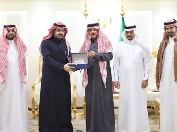 Abha Chamber signed a cooperation memorandum with HTMi Saudi Arabia to empower national talents and enhance the readiness of the tourism sector in the region. (5)