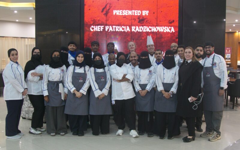 HTMi Riyadh had the honor of hosting Chef Patrycja Radzichovska for a master class in the art of Polish pastry making! (13)