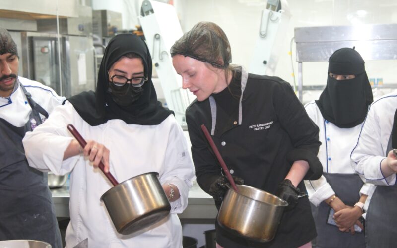 HTMi Riyadh had the honor of hosting Chef Patrycja Radzichovska for a master class in the art of Polish pastry making! (9)