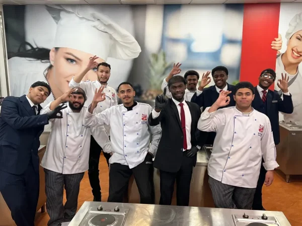 In an inspiring humanitarian initiative, HTMi Riyadh's trainees prepared 250 Iftar meals for fasting individuals under the supervision of their trainers (19)