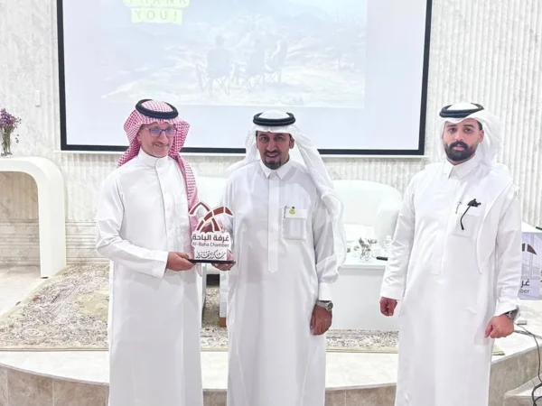 On the occasion of World Tourism Day, HTMi Al-Baha participated in the Tourism Guidance Workshop. The workshop also witnessed the signing of a cooperation agreement with the region’s Chamber of Commerce (3)